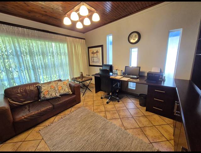 3 BEDROOM HOUSE FOR SALE IN VANDERBIJLPARK SW 5